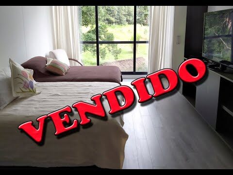 Balcón acristalado: tu oasis de inspiración y relajación para leer